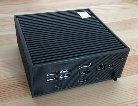 ASUS MiniPC PN42 Backpanel